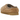 UGG Tasman Maxi Curly Slipper Chestnut sneakers i en vinklet visning med fluffy, krøllet materiale i lysebrun nuance og signaturbroderi ved kraven
