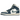 Air Jordan 1 Mid French Blue sneakers i profilvisning med lyseblå læderpaneler, hvid base, mørkeblå swoosh og klassisk gummisål