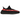 Yeezy Boost 350 V2 Core Black Red sneakers i profil med sort Primeknit-overdel, ikonisk rød 'SPLY-350' detalje og mønstret snøring.