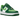 Nike Air Force 1 Low Shamrock St Patricks Day sneakers i en vinklet profil med grønne læderoverdele og et præget trekløvermønster på hælen