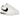 Nike Cortez White Black sneakers i en stilfuld sideprofil med klassisk hvid læderoverdel, sort Swoosh og detaljer på mellemsålen.