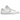Nike Blazer Low sacai White Patent Leather sneakers i en vinklet visning med lagdelte swoosh-logoer, hvide detaljer og en unik gummisål