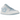 Air Jordan 1 Low SE Reverse Ice Blue sneakers i en vinklet visning med hvidt læder, lyseblå detaljer, ikonisk Swoosh-logo og hvid sål