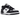Nike Dunk Low Disrupt 2 Panda sneakers set fra siden med hvidt læder, sorte stafferinger, asymmetrisk snøring og broderet mini-swoosh på siden.