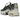 Nike Air Max Plus Toggle Black Silver sneakers i en vinklet profil med sort mesh-overdel, sølvfarvede detaljer og det unikke snøresystem.