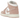 Air Jordan 1 Mid SE Legend Pink GS sneakers i en angled view, med hvide og rosa læderpaneler, ikonisk swoosh-logo og hvid sål.