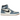 Air Jordan 1 Retro High OG Denim sneakers i vinklet visning med hvide læderpaneler, blå denimdetaljer og guldfarvet hangtag.
