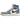 Air Jordan 1 Retro High OG Denim sneakers set fra siden med lyseblå denimoverdel, hvide læderdetaljer og en klassisk hvid mellemsål