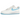 Nike Air Force 1 Low '07 White Aquarius Blue sneakers i profil, fremstillet i hvidt læder med en markant blå swoosh-detalje og gummisål