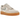 Nike Air Force 1 Low 07 LV8 Phantom Light Smoke Gum sneakers set fra siden med lysegrå overdel, swoosh-logo og en klassisk brun gummisål