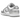 Nike Dunk Low Metallic Silver sneakers set fra siden med skinnende sølvfarvede overlejringer, hvid læderbase og hvid mellemsål