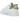 Adidas Stan Smith White Gold Metallic sneakers set fra siden med hvid læderoverdel, gylden hældetalje og perforeret Adidas-logo.