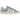 Adidas Campus 00s Ambient Sky sneakers i profil, der fremviser en lyseblå ruskindsoverdel, hvide tre striber, brede snørebånd og en råhvid gummisål.