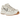 Nike P-6000 Premium Summit White sneakers set fra siden med hvide mesh-detaljer, læderoverlays og en dæmpet gummisål for et klassisk look