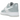 Nike Air Force 1 Low 07 LV8 Wolf Grey Vast Grey White sneakers set fra siden med grå nuancer, hvide snørebånd og hvid mellemsål.