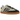 Adidas Samba OG Putty Grey Black sneakers i en vinklet profilvisning med grå overdel, sorte læderdetaljer og en klassisk brun gummisål