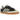 Adidas Samba OG Black Wonder White sneakers set fra siden med sort overdel i læder, hvide striber og en klassisk gummi-ydersål i brun