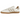 Adidas Samba OG Core White Magic Beige sneakers i en vinklet visning med hvid overdel, beige ruskindspaneler og klassisk gummisål