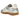 Adidas Gazelle Indoor Silver Metallic Core White sneakers i en skrå profil med skinnende sølvoverdel, hvide snørebånd og klassisk gummisål