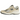 New Balance 2002r Sandstone sneakers vist fra siden, med beige overdel i ruskind og mesh samt hvid dæmpet mellemsål og sort ydersål.