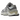 New Balance 9060 Rain Cloud Grey sneakers i en vinklet profil med grå nuancer, ruskindsoverdel, hvide snørebånd og tyk skumsål