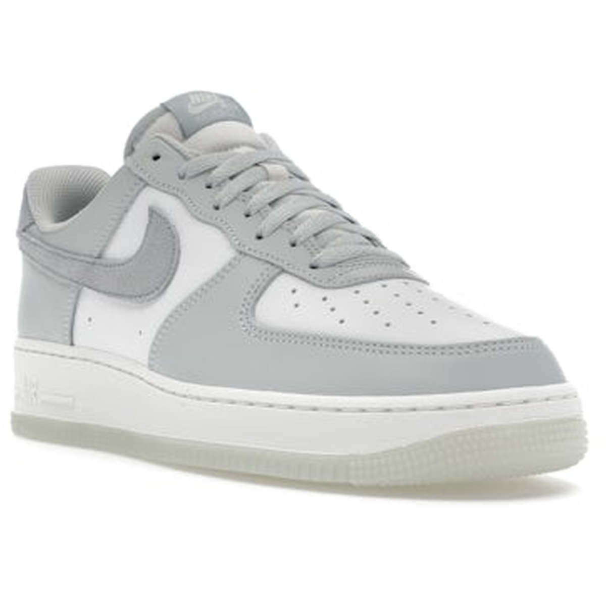 Thumbnail af Nike Air Force 1 07 Light Silver Pumice 2