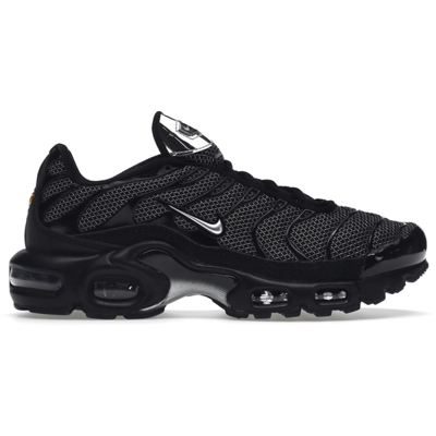 Køb Nike Nike Air Max Plus Black Suede Silver på NordicSneakers.dk
