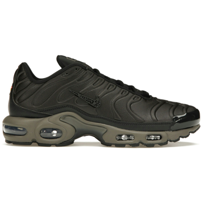 Nike Air Max Plus Paris