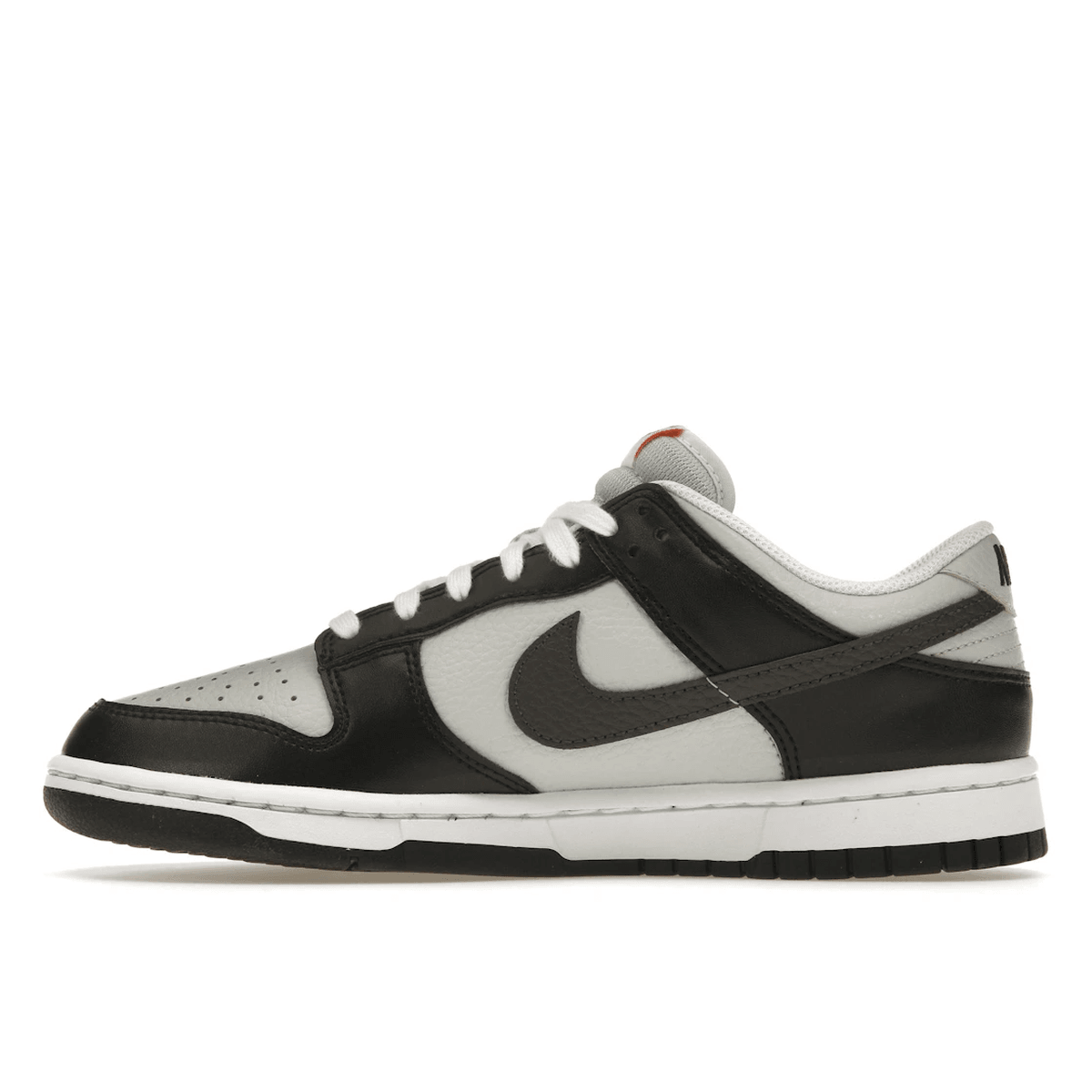 Thumbnail af Nike Dunk Low Black Total Orange Mini Swoosh 3