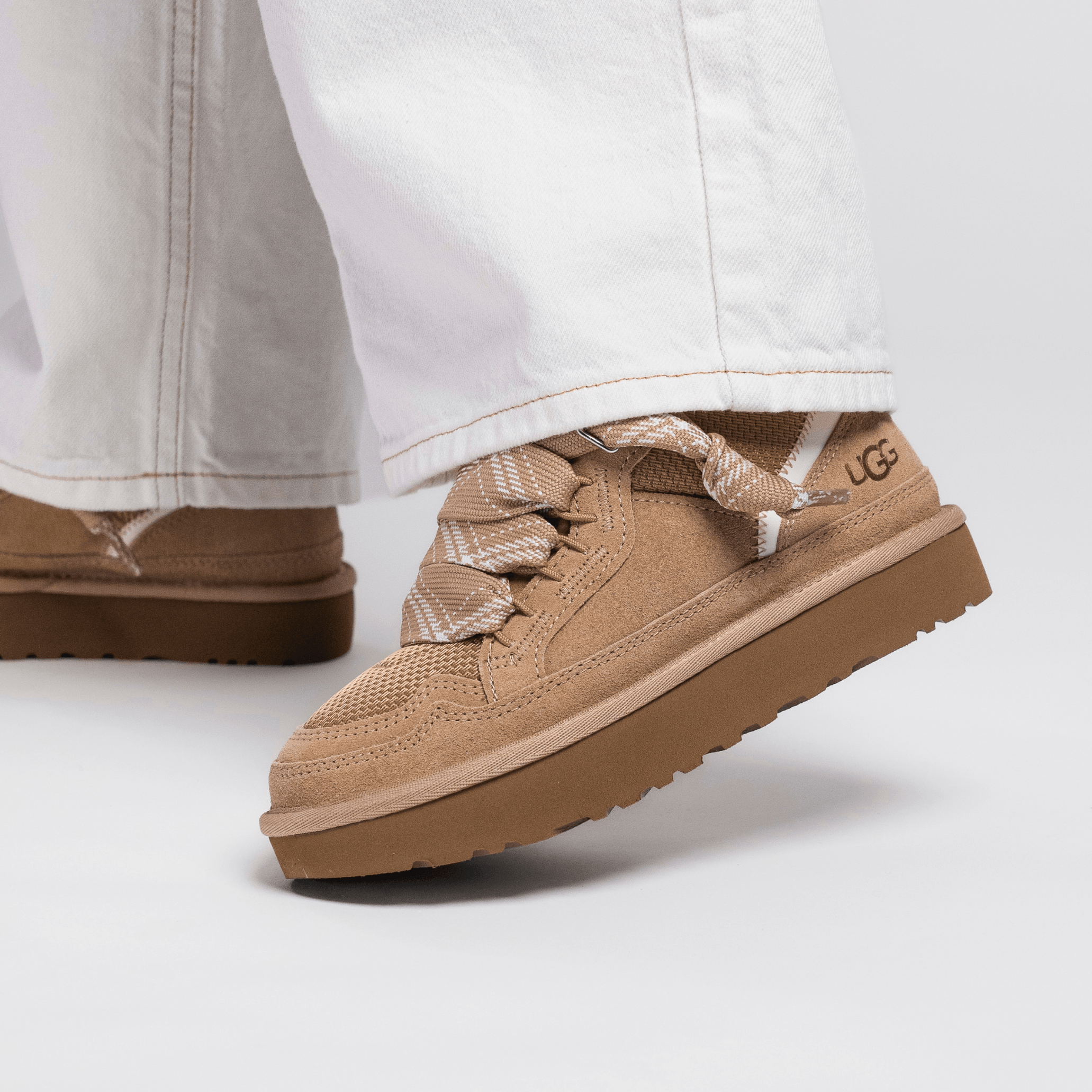 Thumbnail af UGG Lowmel Sand 2